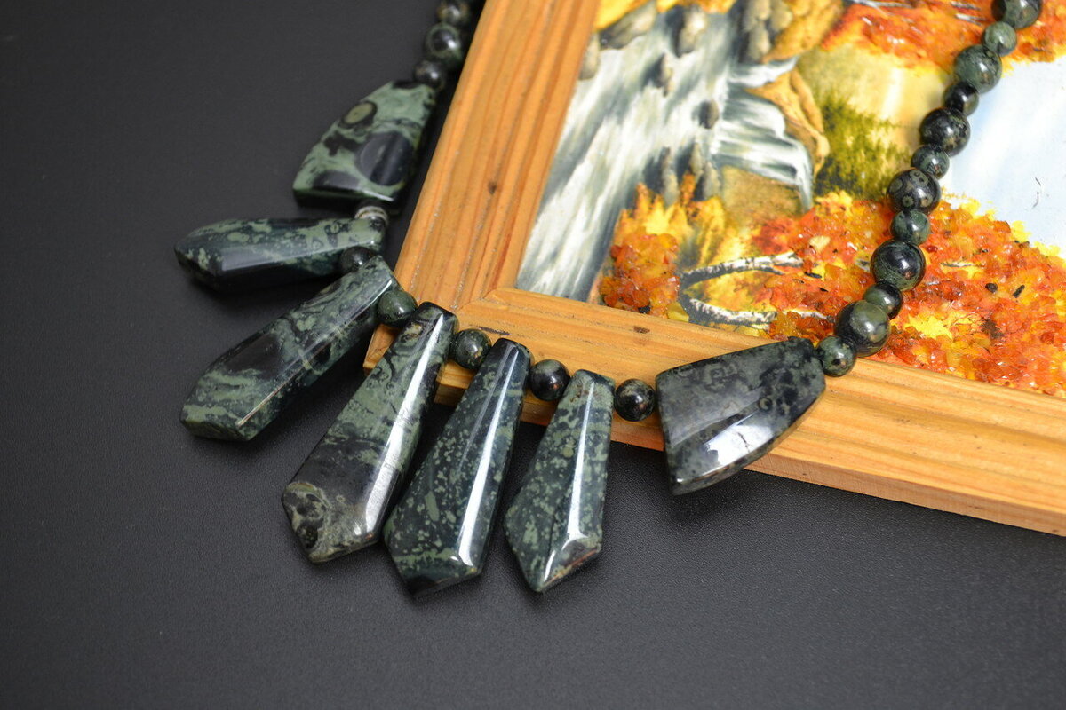 Cерьги из натуральных камней своими руками: Креативные серьги из натуральных камней своими руками.