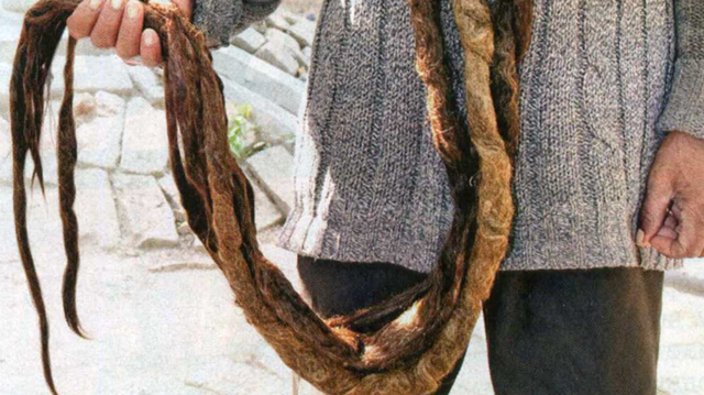 Теперь же он решил не мыться до конца своих дней!