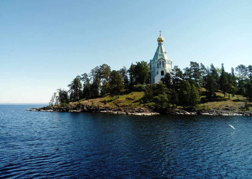 Остров коневец фото