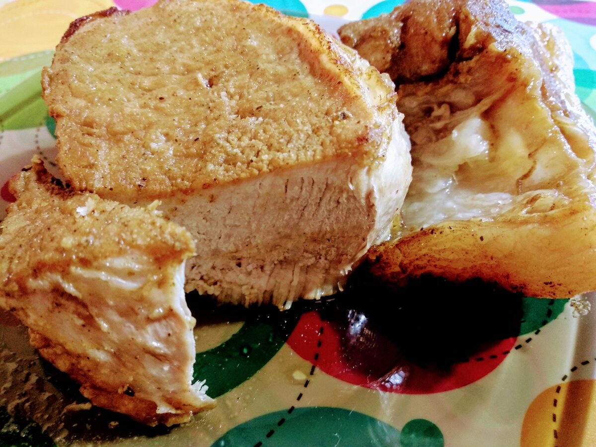 Красота и вкуснота, советую вам приготовить карбонат по моему рецепту!)