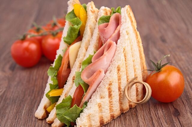 Фото с сайта https://aif.ru/food/world/ih_proslavila_eda_blyuda_nazvannye_v_chest_lyudey