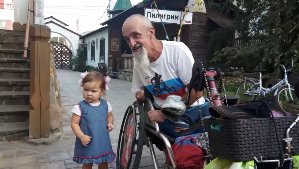 Он не любит, когда его сравнивают с Вуйчичем, но с уважением относится к Нику.
