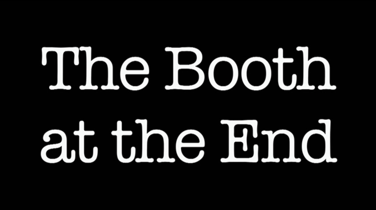 Кадр из сериала "Столик в углу"