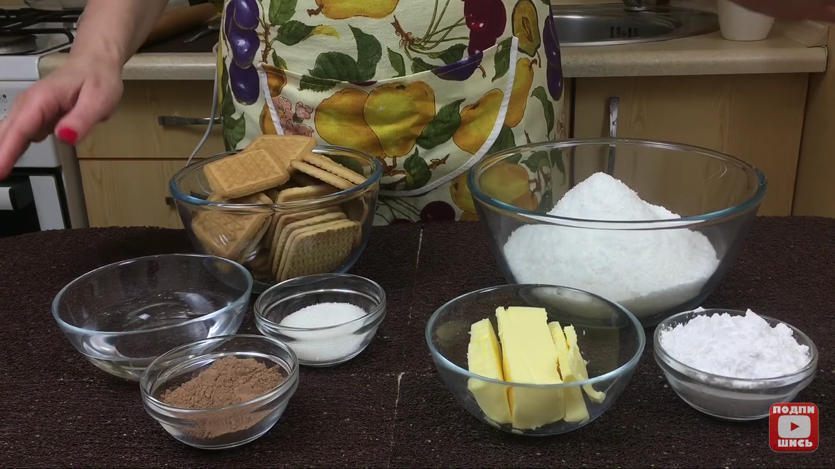 Шоколадный рулет с кокосовой начинкой без выпечки - пошаговый рецепт с фото