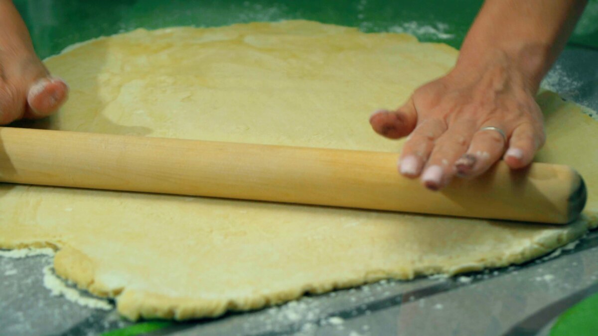 Слоеное тесто для “примирительных” пирожков от самой лучшей мамы