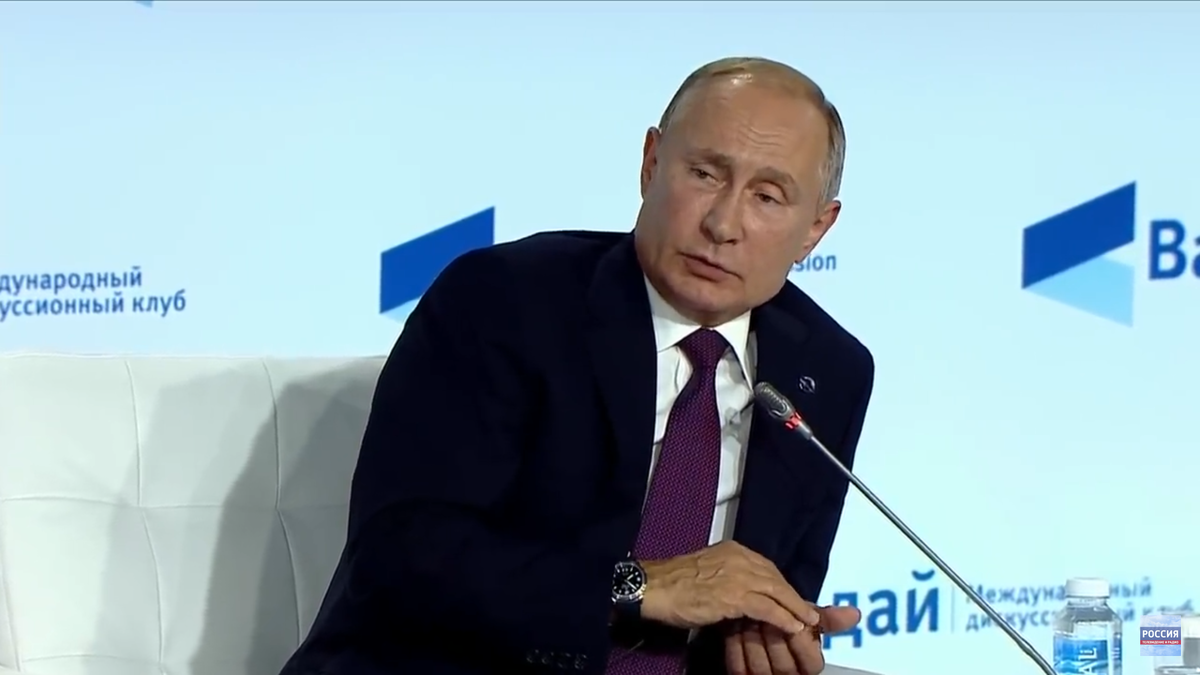 Владимиру Владимировичу 67  лет