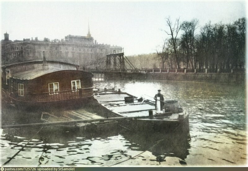Эксклюзивные цветные фото Петербурга прошлых веков