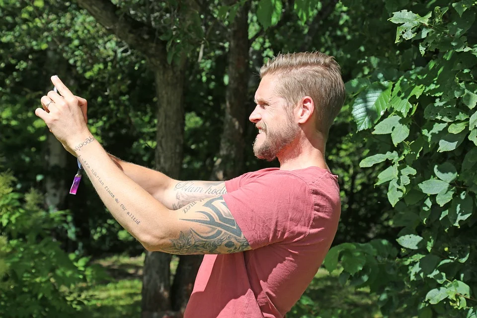 Свет падает на лицо