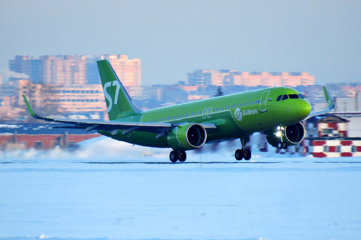 Airbus a320 neo s7. A320 Neo s7. Аэробус а320 Нео s7. S7 Airlines Airbus a320neo.