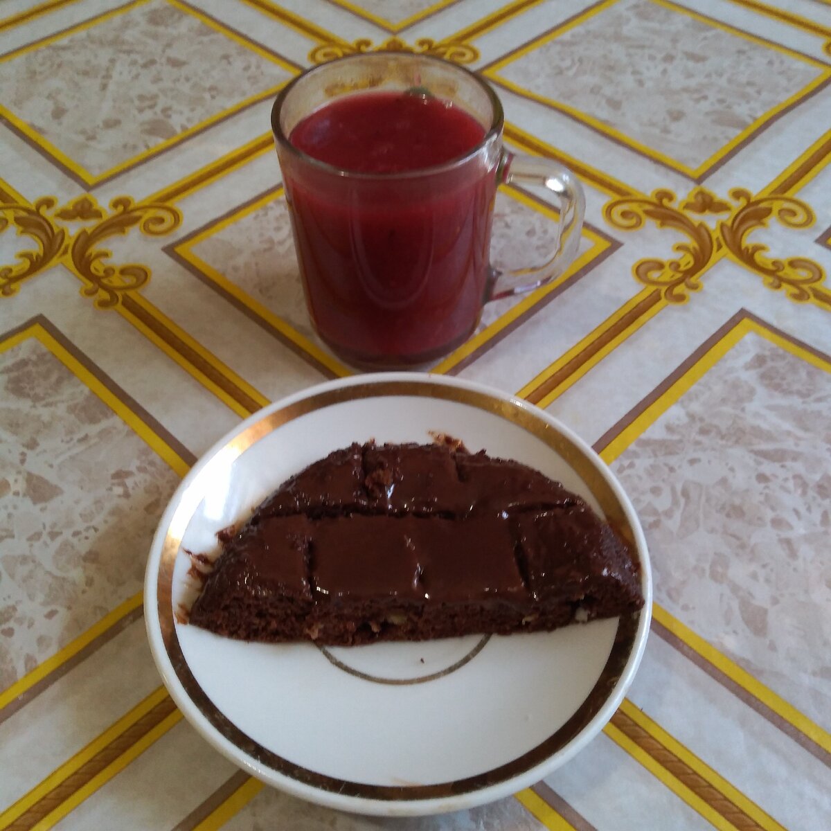 КБЖУ: 206/4,7/8,1/28,5