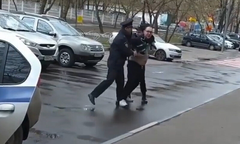 Пьяные на улицах москвы
