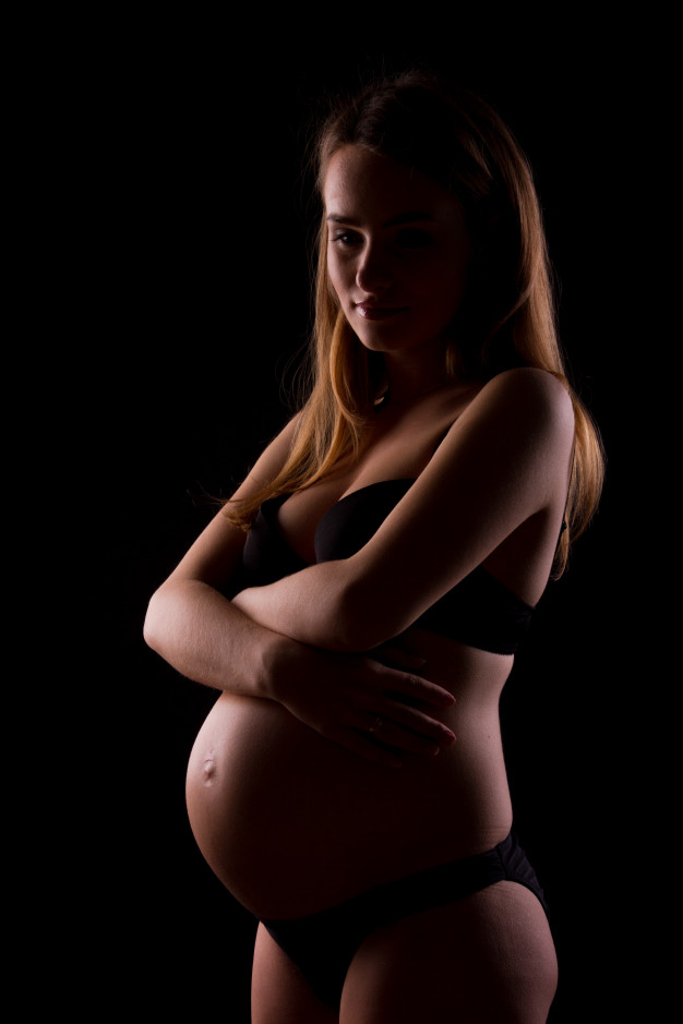    Около  5% материнской смертности  были связаны с осложнениями ( кровотечения и сепсис), которые вызваны  внутриутробной гибелью плода.