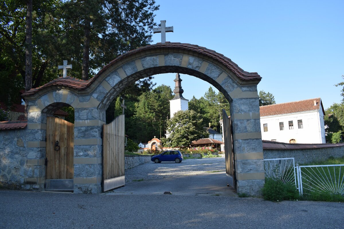 Женский монастырь в Сербии. Фотоэкскурсия в Боговаджу