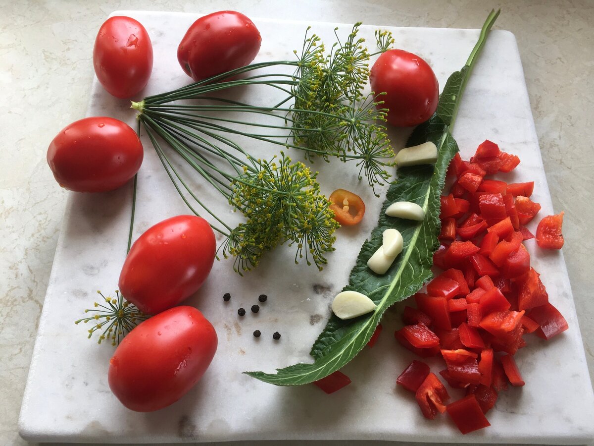 Еда без труда. Вкусная еда без труда. Любовь макароны помидоры огурцы. Домашняя еда без труда. Еда без труда с Татьяной.