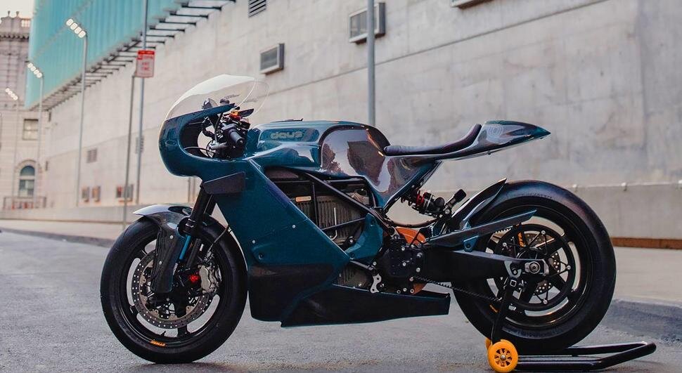 КАРБОНОВЫЙ ZERO SR/S С КРЫЛЫШКАМИ ОТ БОЛИДА F12
