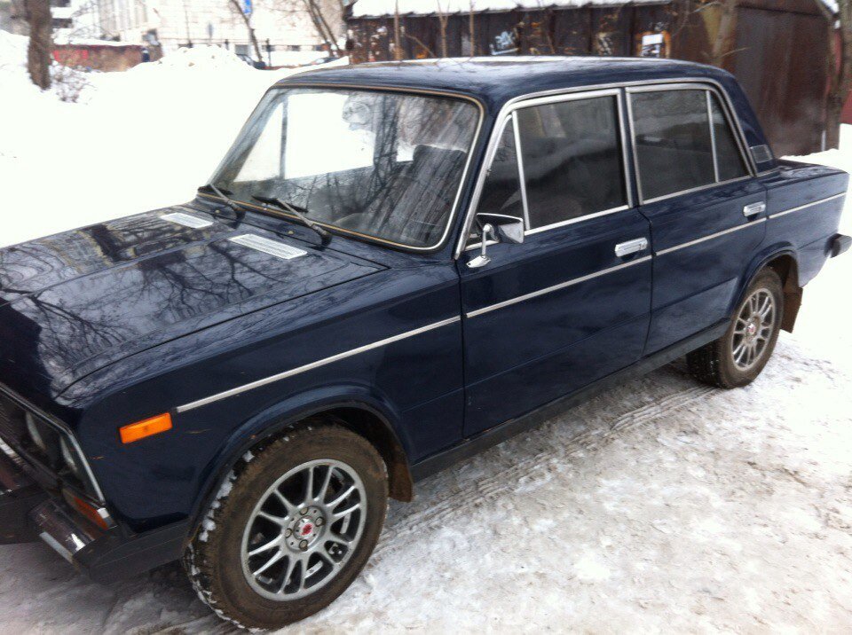 Вид спереди