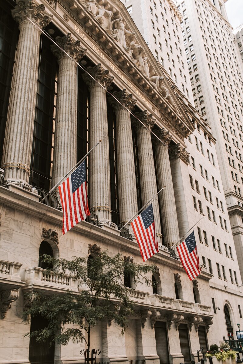 Нью-Йоркская фондовая биржа (New York Stock Exchange)