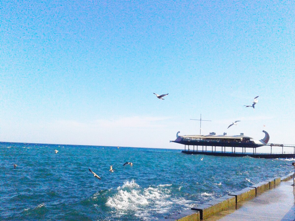 Ресторан "Апельсин" на набережной Ялты