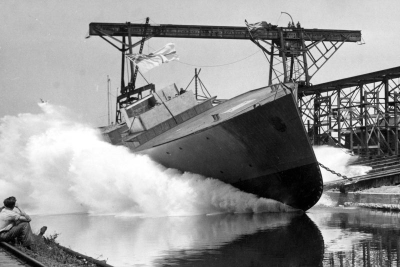 Спуск на воду канадского корвета HMCS Collingwood, 27 июля 1940 года