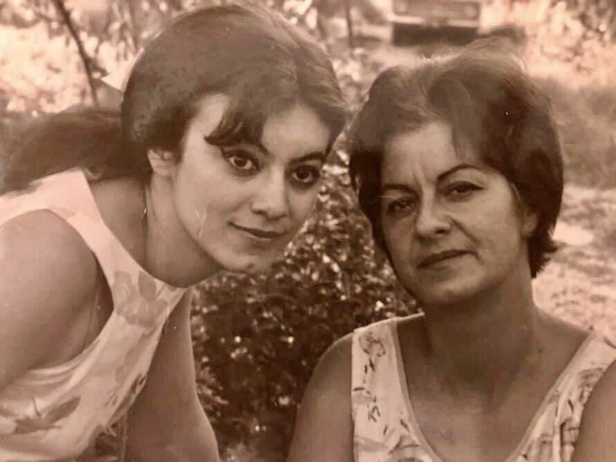 Мама и бабушка Яны