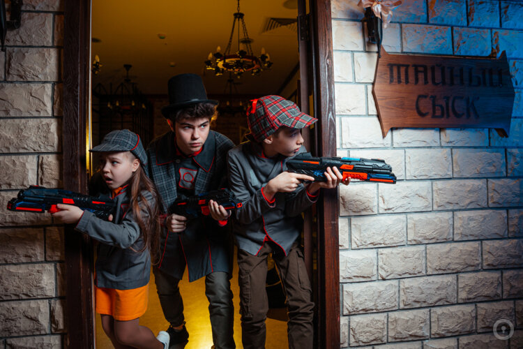 Квест "Шерлок Холмс и тайна теней" источник ekb.kvestinfo.ru