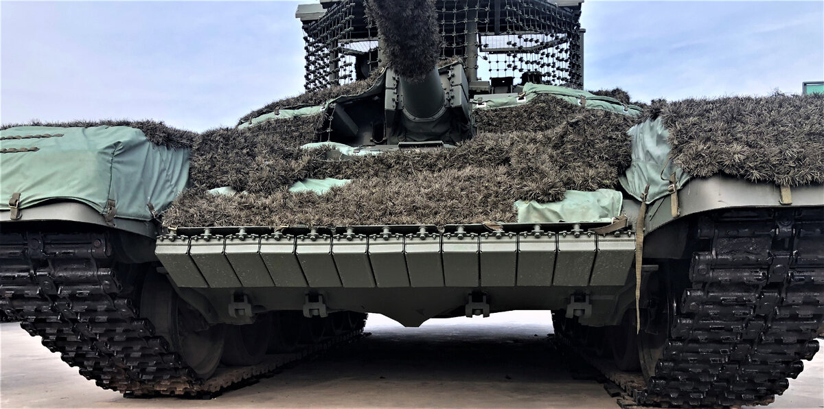 Установка контейнеров с элементами ДЗ на НЛД корпуса.