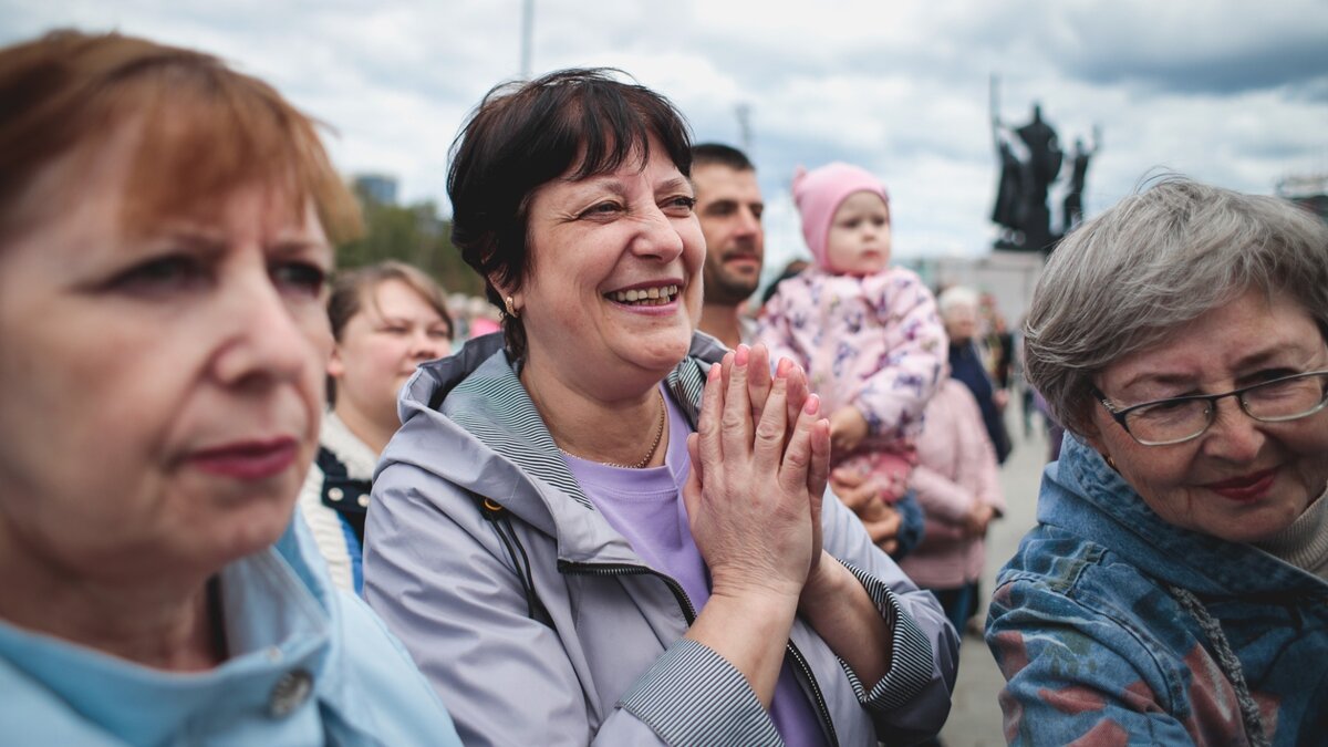     В Менделеевске проходит фестиваль «Пастернаковский чтения». На дискуссии в рамках мероприятия выступил народный артист России Эммануил Виторган.