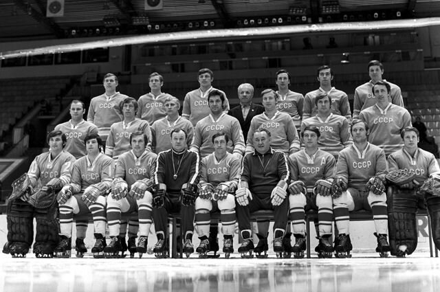 Сборная СССР - победитель чемпионата мира и Европы по хоккею с шайбой