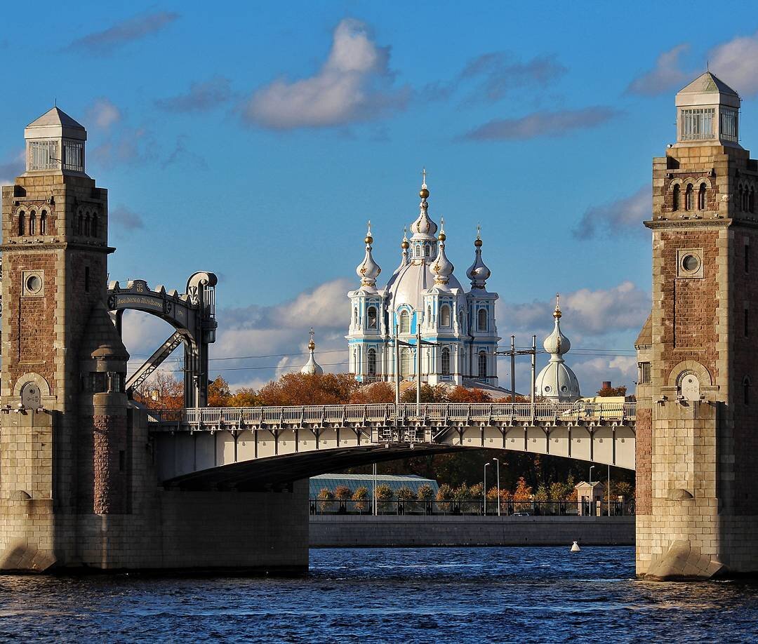 Необычные места в санкт петербурге для