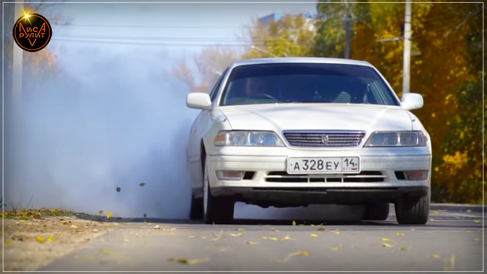 Лиса Рулит. Toyota Mark II