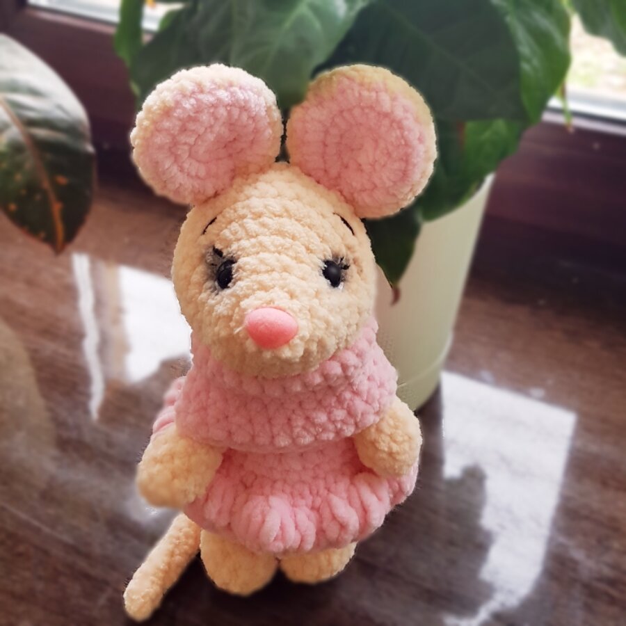 оставить шарфик или нет еще не решила. 