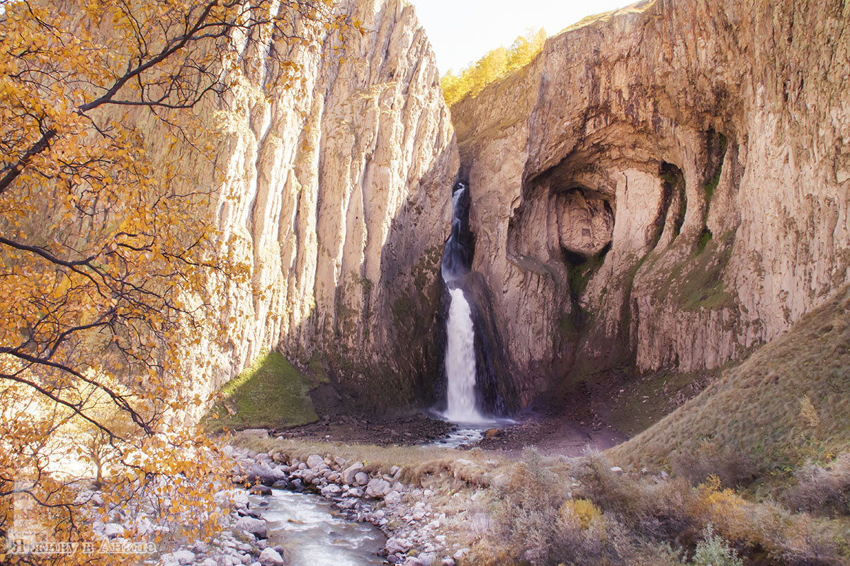 Водопад эмир джилы су фото