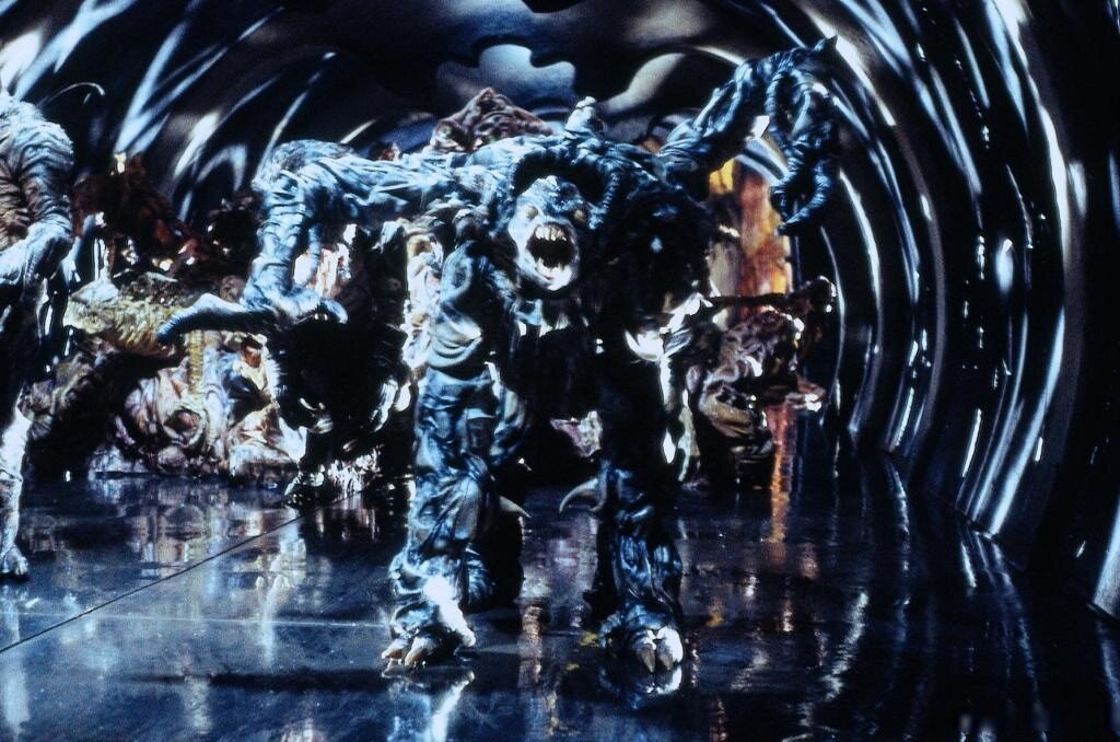 In the Mouth of Madness (1994)