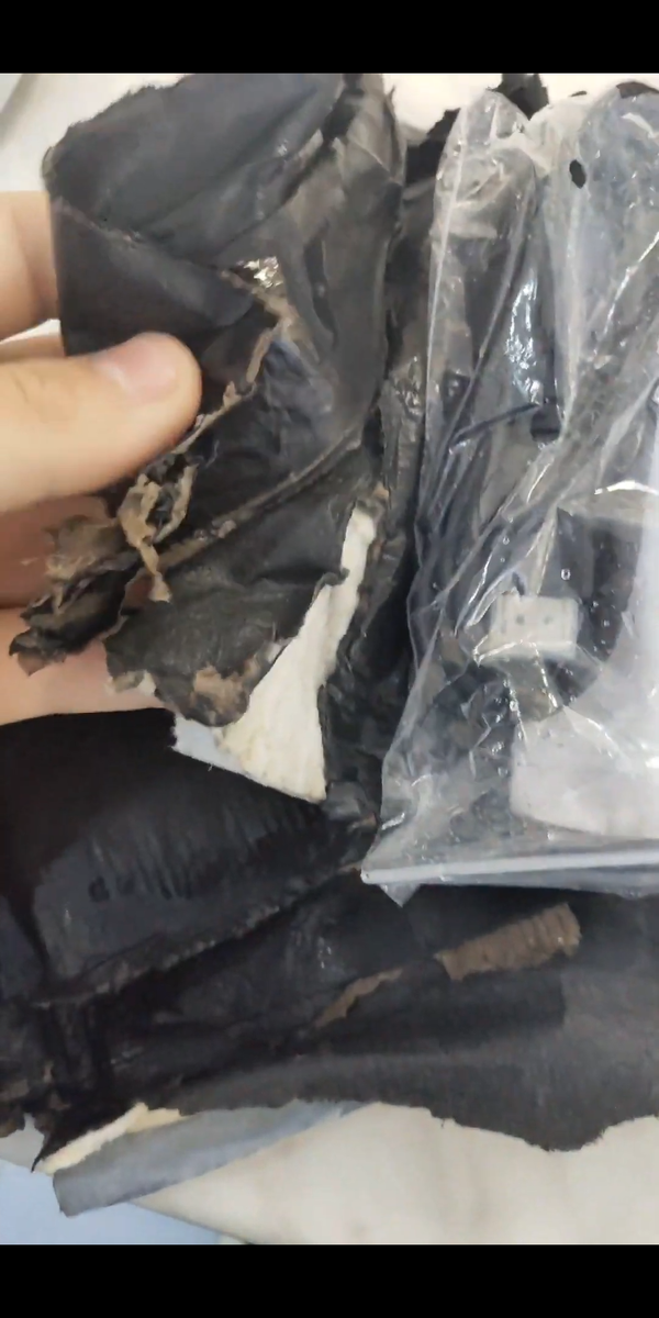 За качество прошу прощения. Фотографий нет, только скриншоты из видео