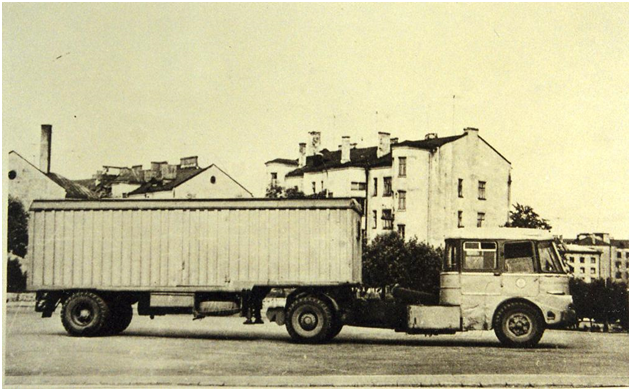 НИИАТ-А932 на базе Икарус-620, седельный тягач в "длинном" исполнении, 1972 г.