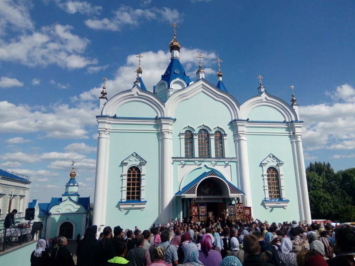Крестный ход в Коренной Пустыни