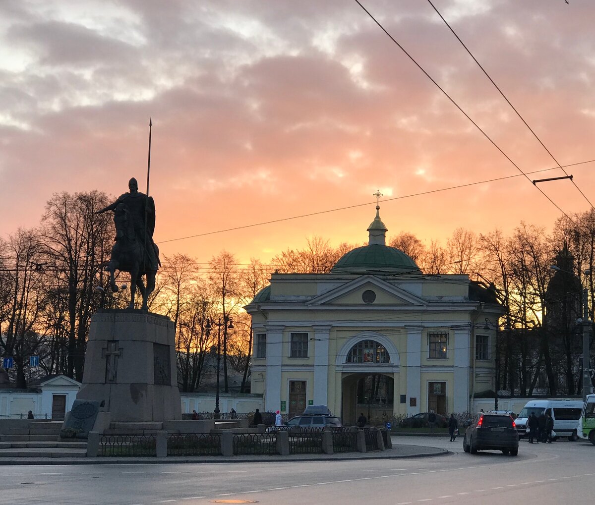 памятник а невскому в санкт петербурге