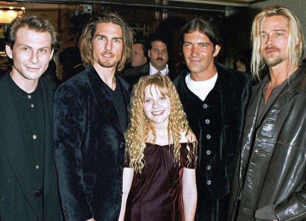  На премьере Интервью с вампиром (1994) Усатый чувак удачно попал в кадр.