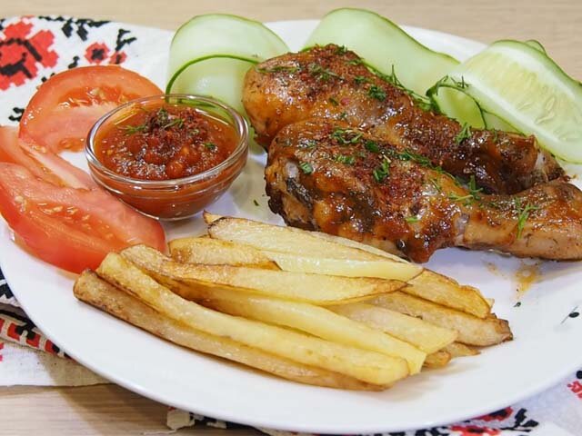 Куриные ножки с картошкой