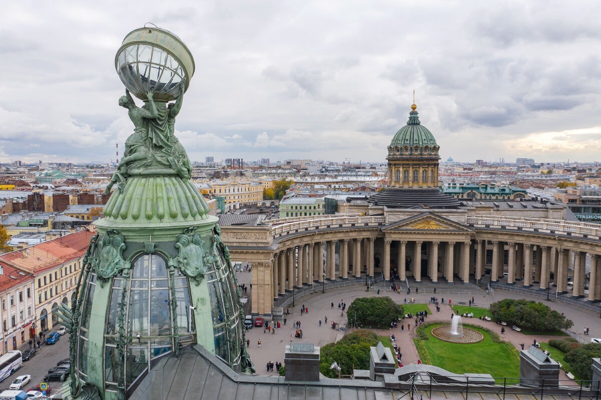 Дом Зингера и Казанский собор в Санкт-Петербурге, авторское фото.