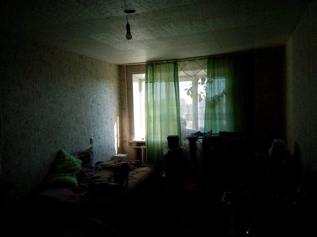 Комната ДО ремонта. Мастерская Xev