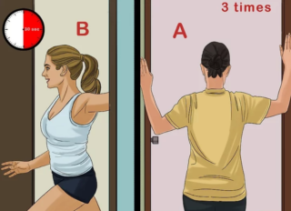 Растяжка мышц груди в дверном проёме