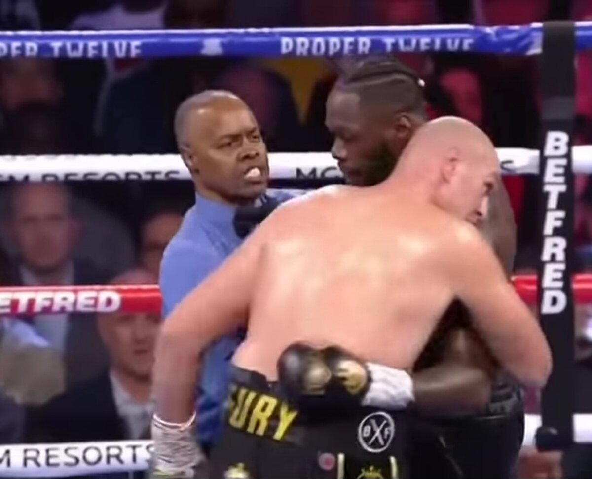 Фрагмент боя Фьюри-Уайлдер