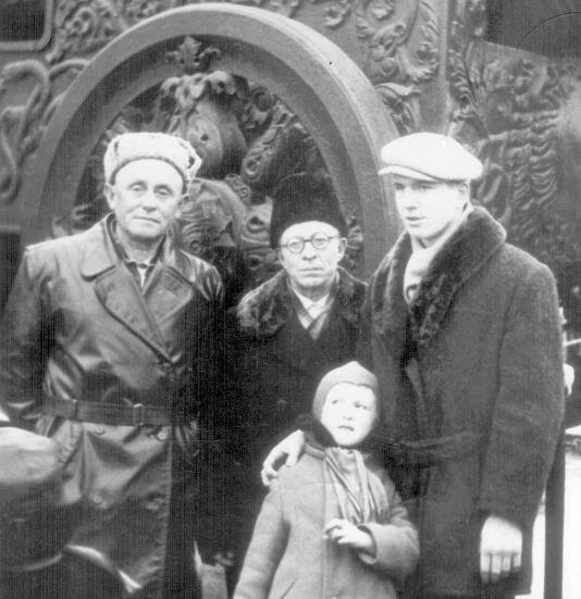 Фото из семейного архива. Мой прадед в центре.