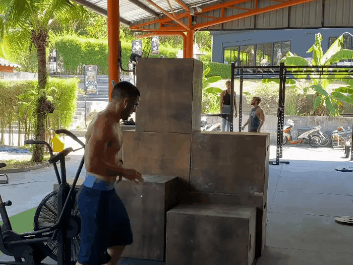 Мурад на сборах в Тайланде