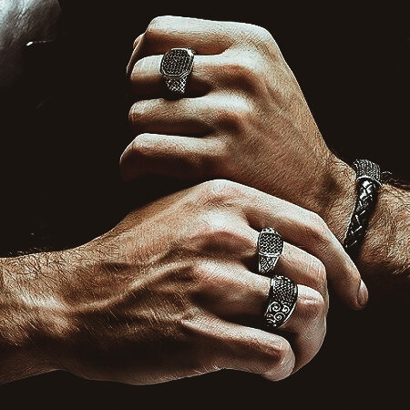 Мужские перстни