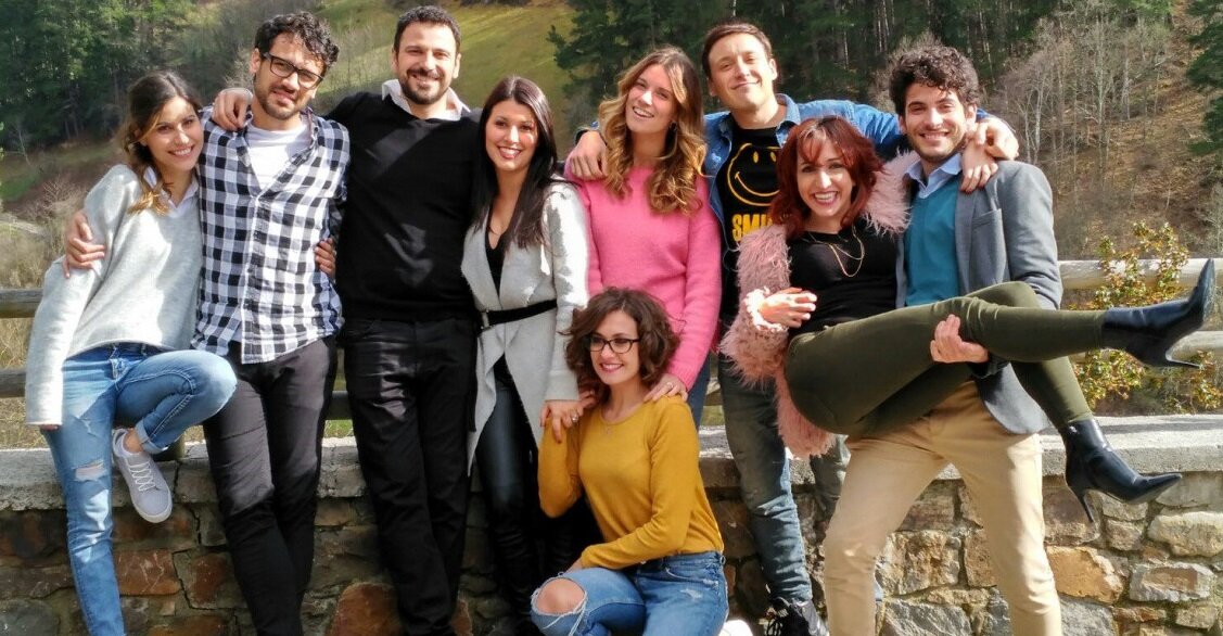 Дружная компания из фильма "Пароль: Хаус". 