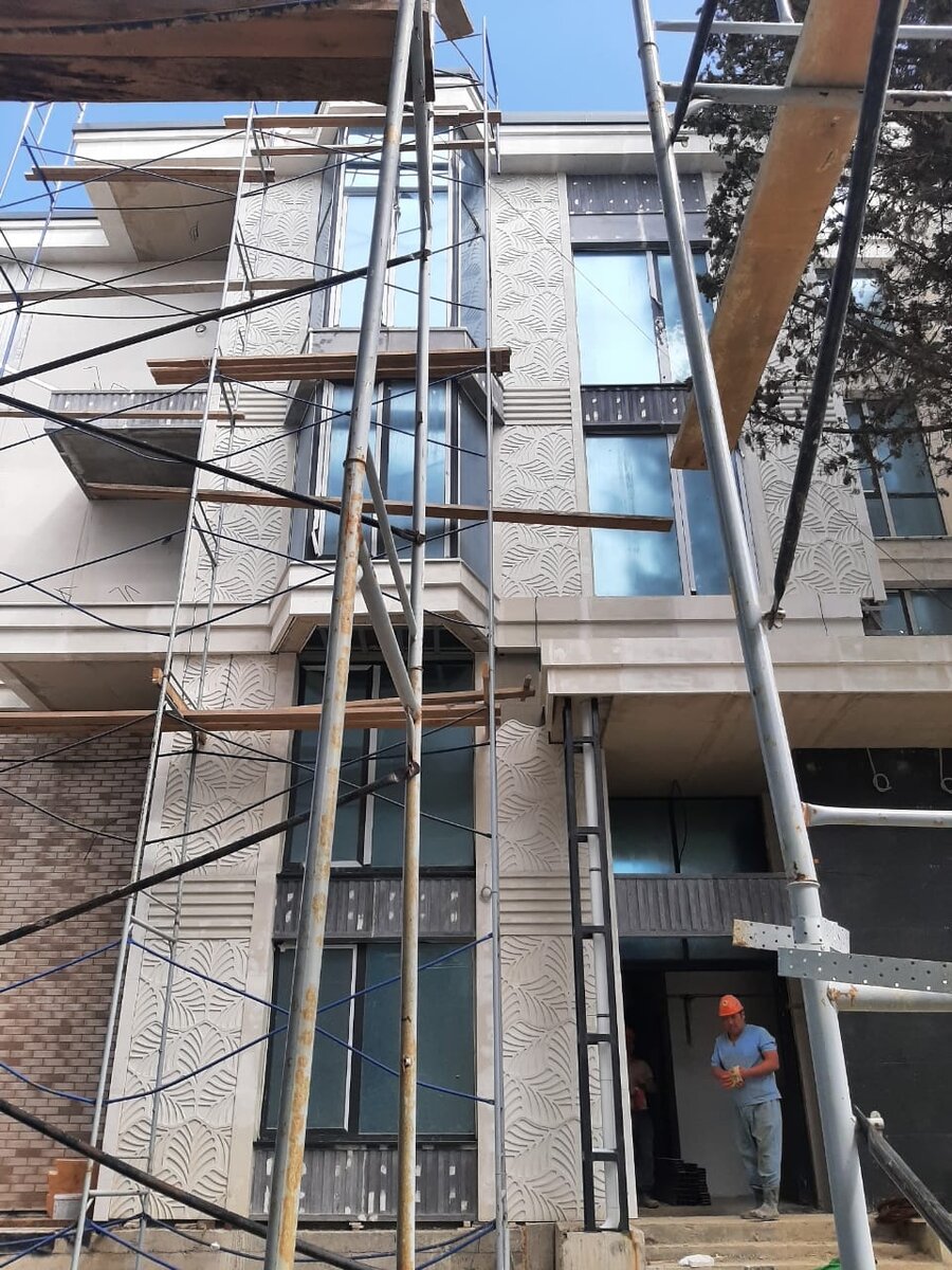 Монтаж подсистемы под стеклофибробетон