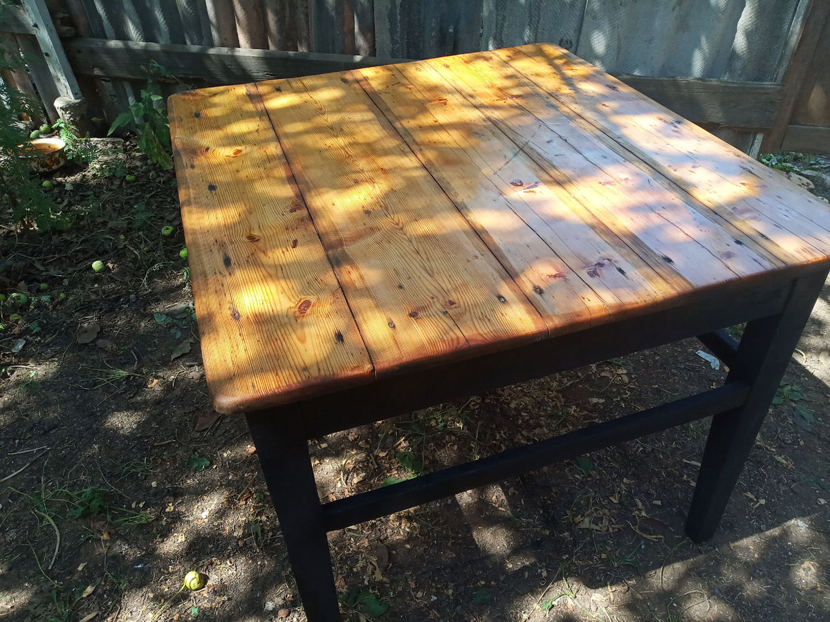 обновленный стол