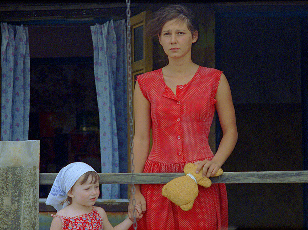 Кадр из фильма Вани Вырыпаева "Эйфория"